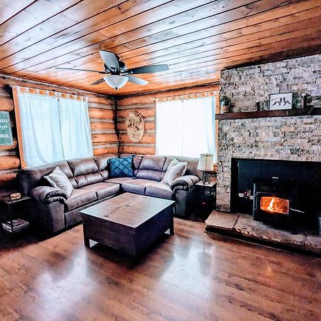 Cozy Cub Log Cabin - Year Round Tranquil Beauty باينتوب ليكسايد المظهر الخارجي الصورة