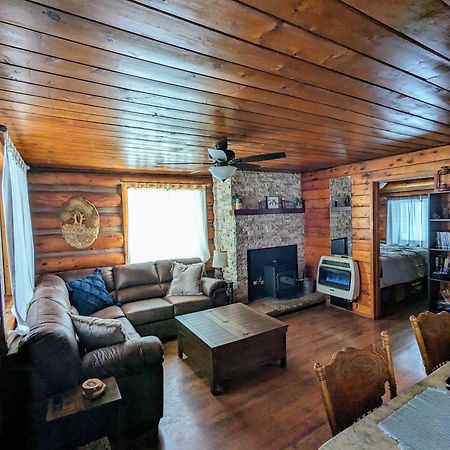 Cozy Cub Log Cabin - Year Round Tranquil Beauty باينتوب ليكسايد المظهر الخارجي الصورة